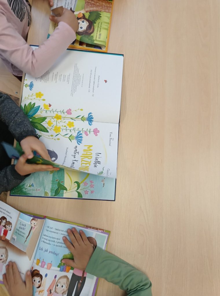 Screenshot 20251201 120054~2